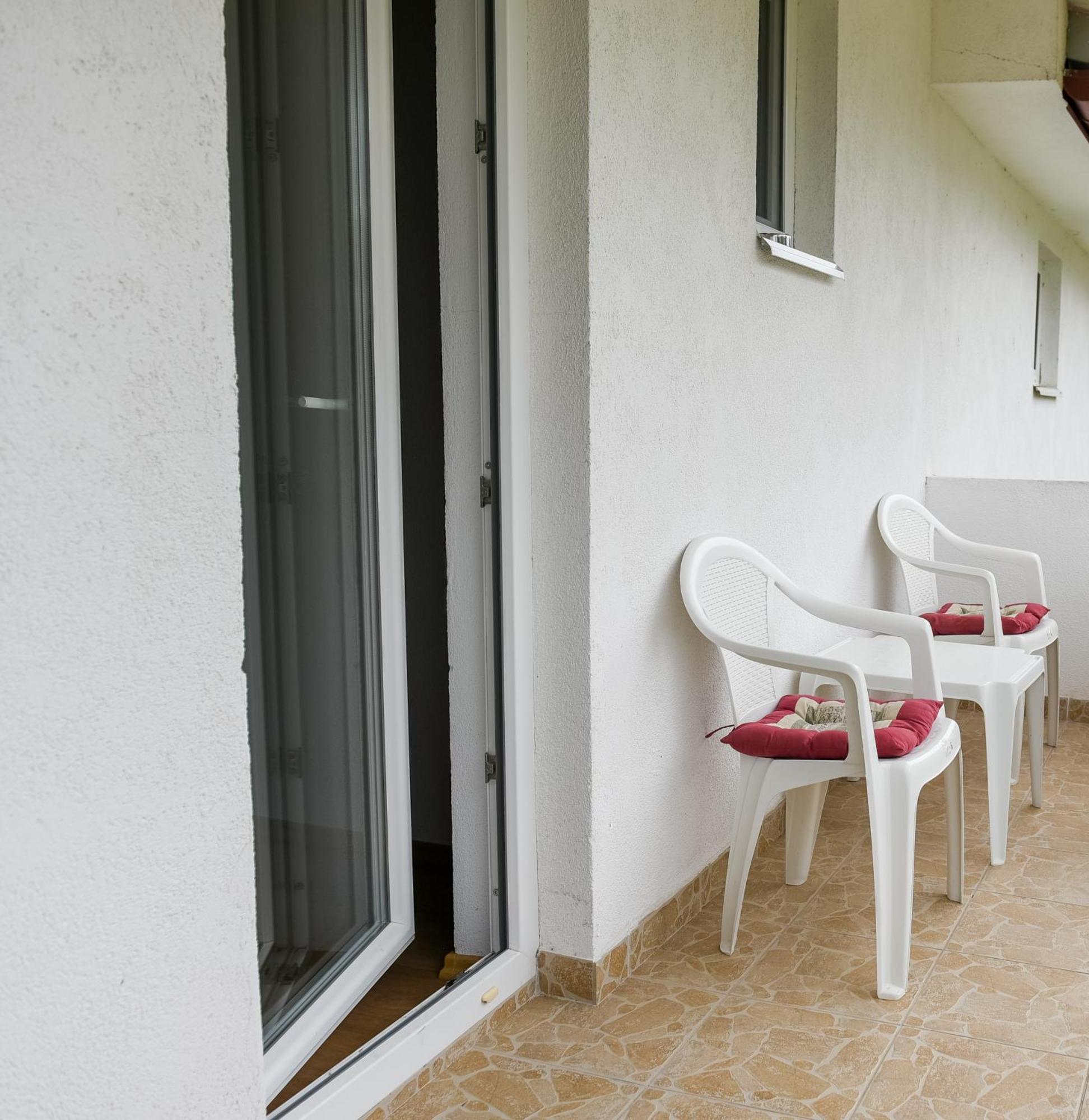 Apartments And Rooms Mara I Pavo Međugorje Exterior foto